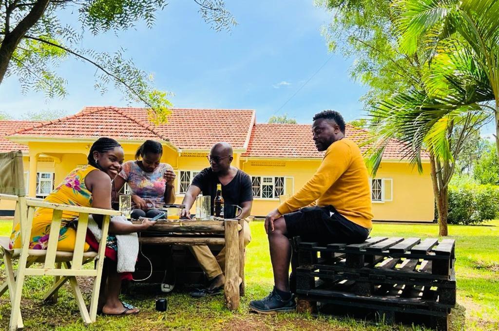 Buutu Nest Bed & Breakfast Jinja Exterior foto